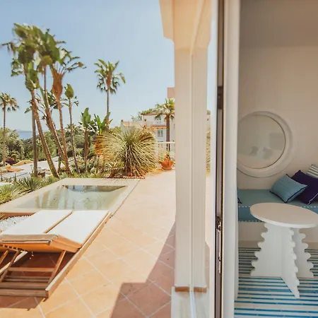 Hotel Continental Mare 4*