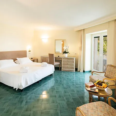 Continental Mare Hotel 4*