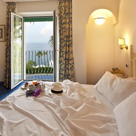 Continental Mare Hotel 4*