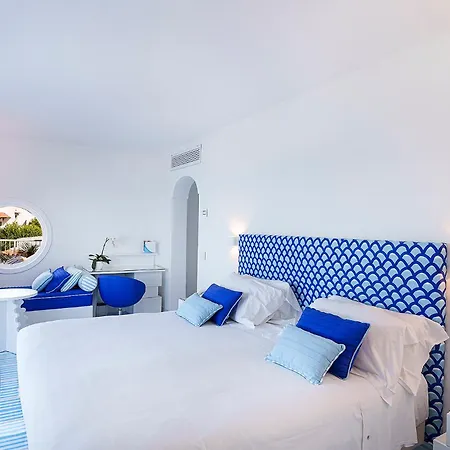 Continental Mare 4*