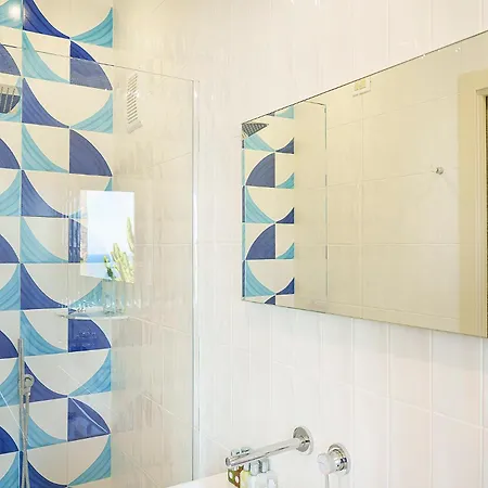 Continental Mare 4*