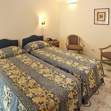 Continental Mare Hotel 4*